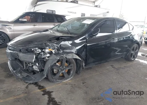 2015 Dodge Dart Sxt z USA, uszkodzony, nr VIN 1C3CDFBB7FD182448